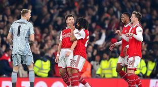 中国篮球队在世界杯预选赛中力克强敌晋级八强 展现出强大实力与团队合作精神